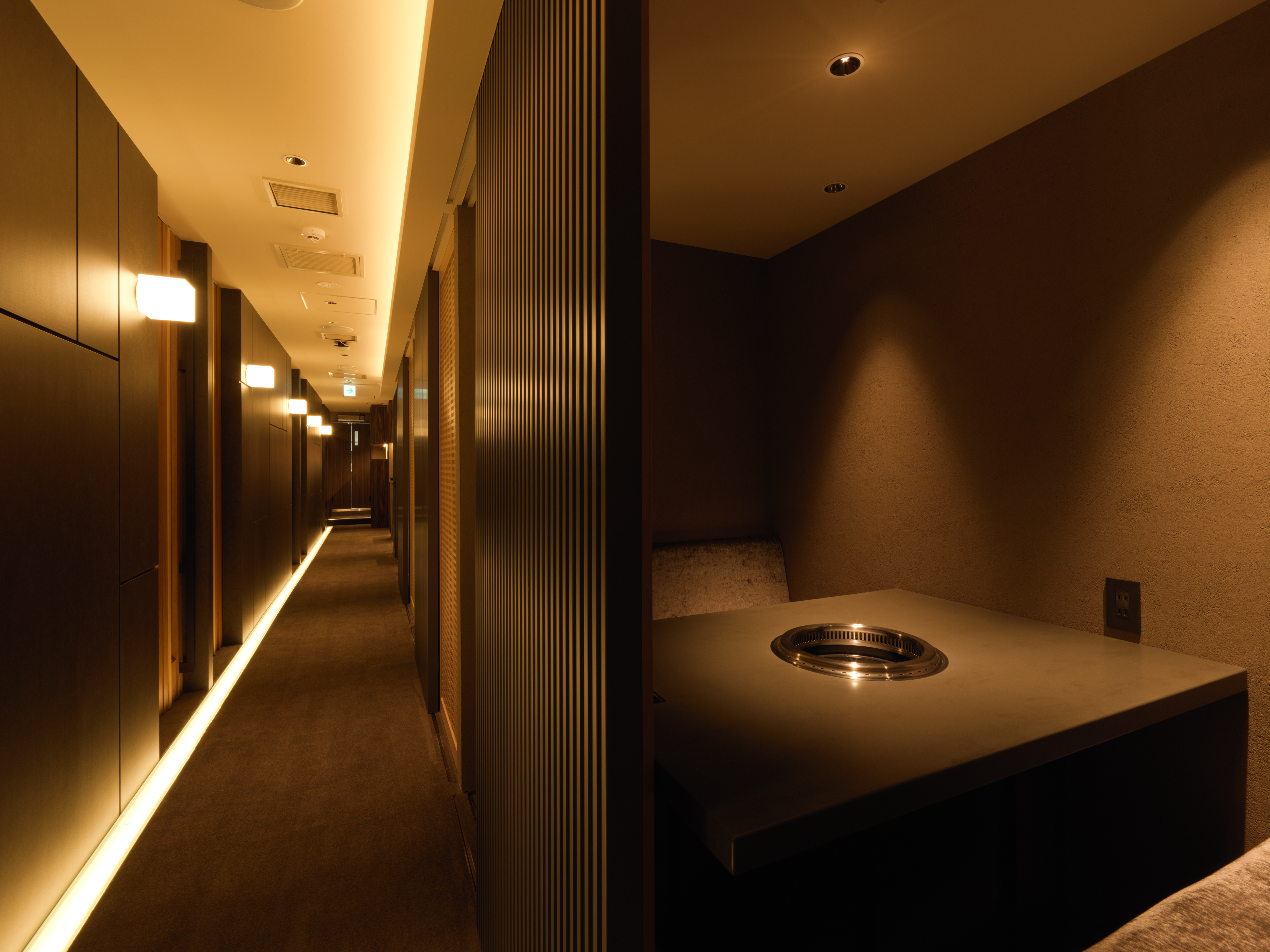 PRAIVETE ROOM